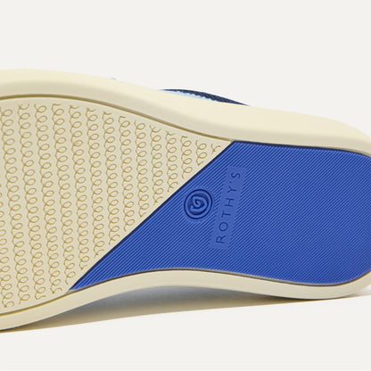 The sole of The Kids Strap Sneaker in Berry Blue.