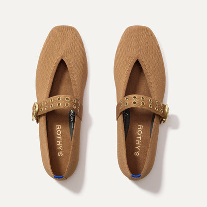 The Max Buckle Mary Jane in Java Chip shown from the top.