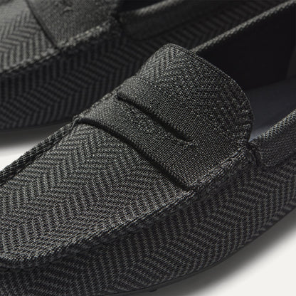 Close up of the toe and vamp of The Men's Daily Driver in Carbon Herringbone.