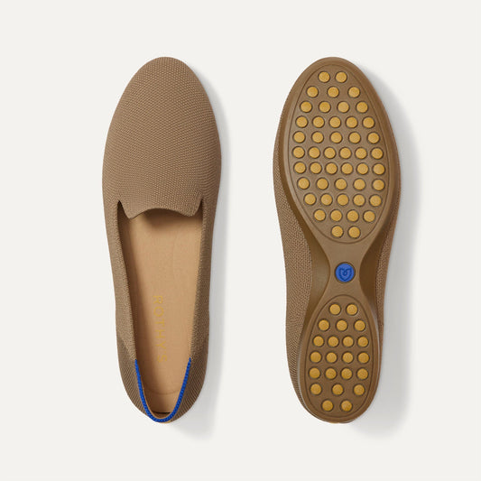 PLP | The Daily Loafer in Portobello shown from the top with one shoe showing the outsole.